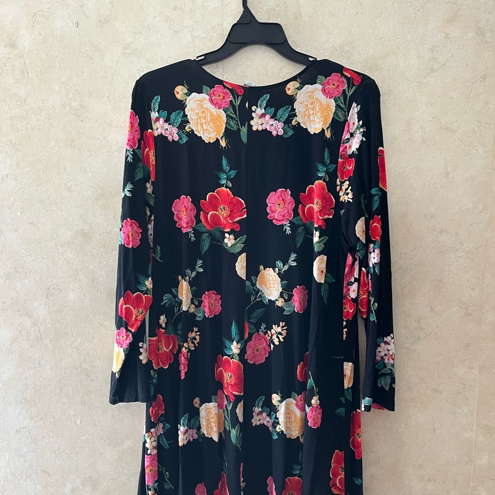 Old Navy Black Floral Dress - Picture 2 of 3